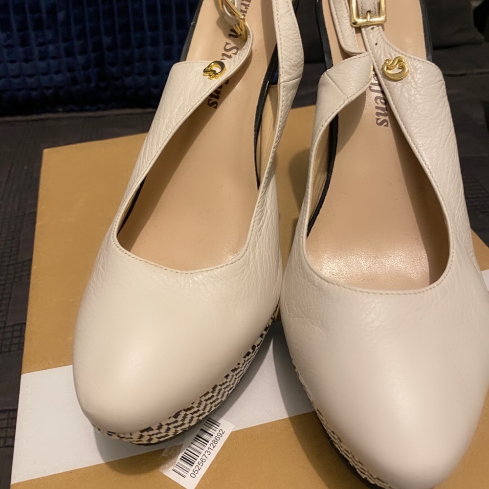Carmen Steffens Heels
